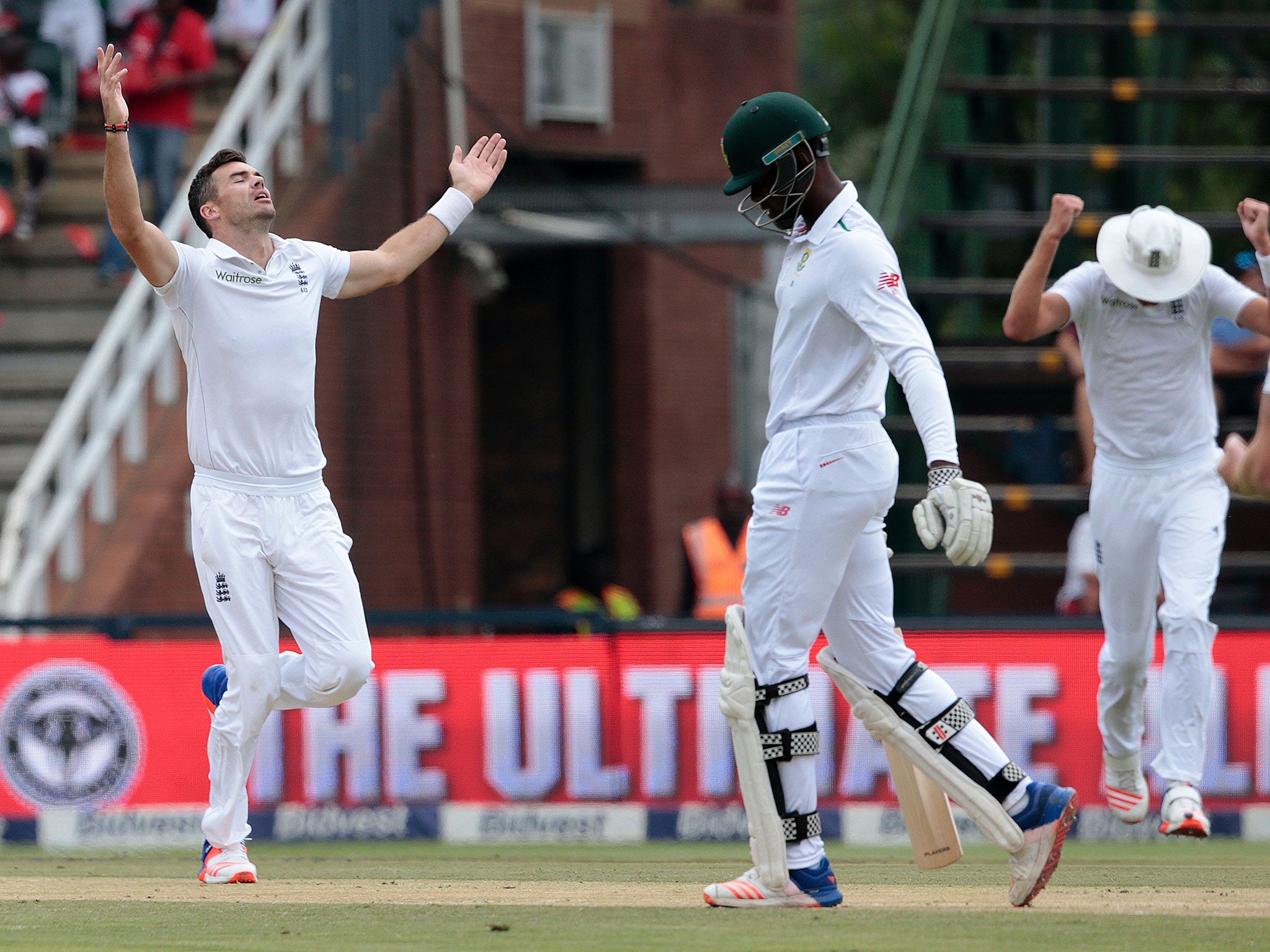 James Anderson celebrates taking the wicket of Kagiso Rabada