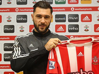 Charlie Austin is announced as a Southampton player
