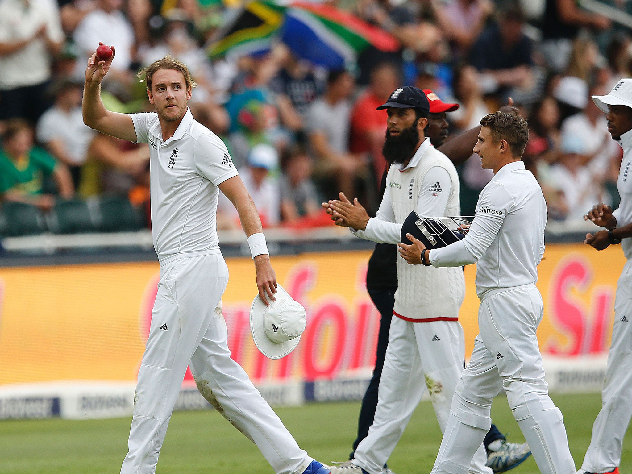Stuart Broad takes the plaudits after finishing with figures of 6-17