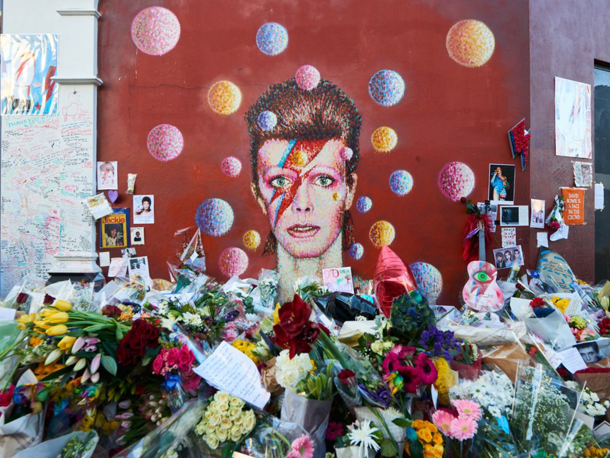 The Bowie mural in Brixton