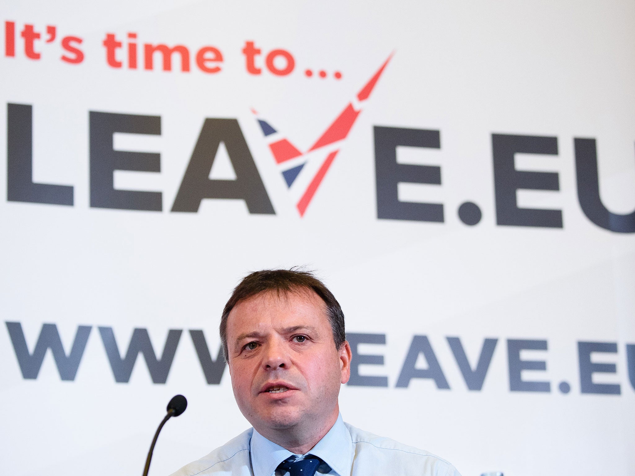 Arron Banks, the founder of Leave.EU, has refused a merger with the rival Vote Leave campaign