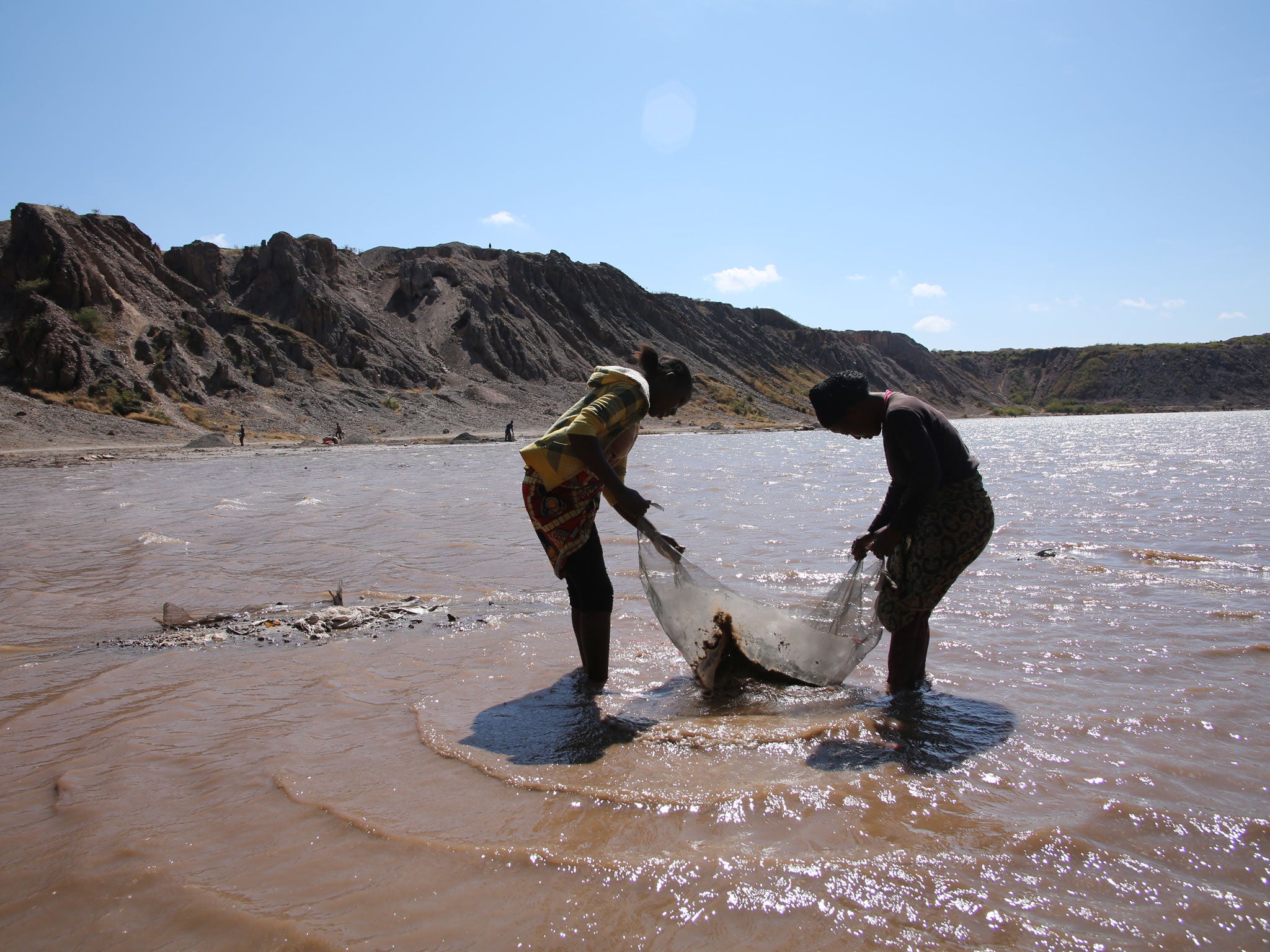 Apple Samsung and Sony failing to act on child labour in mines