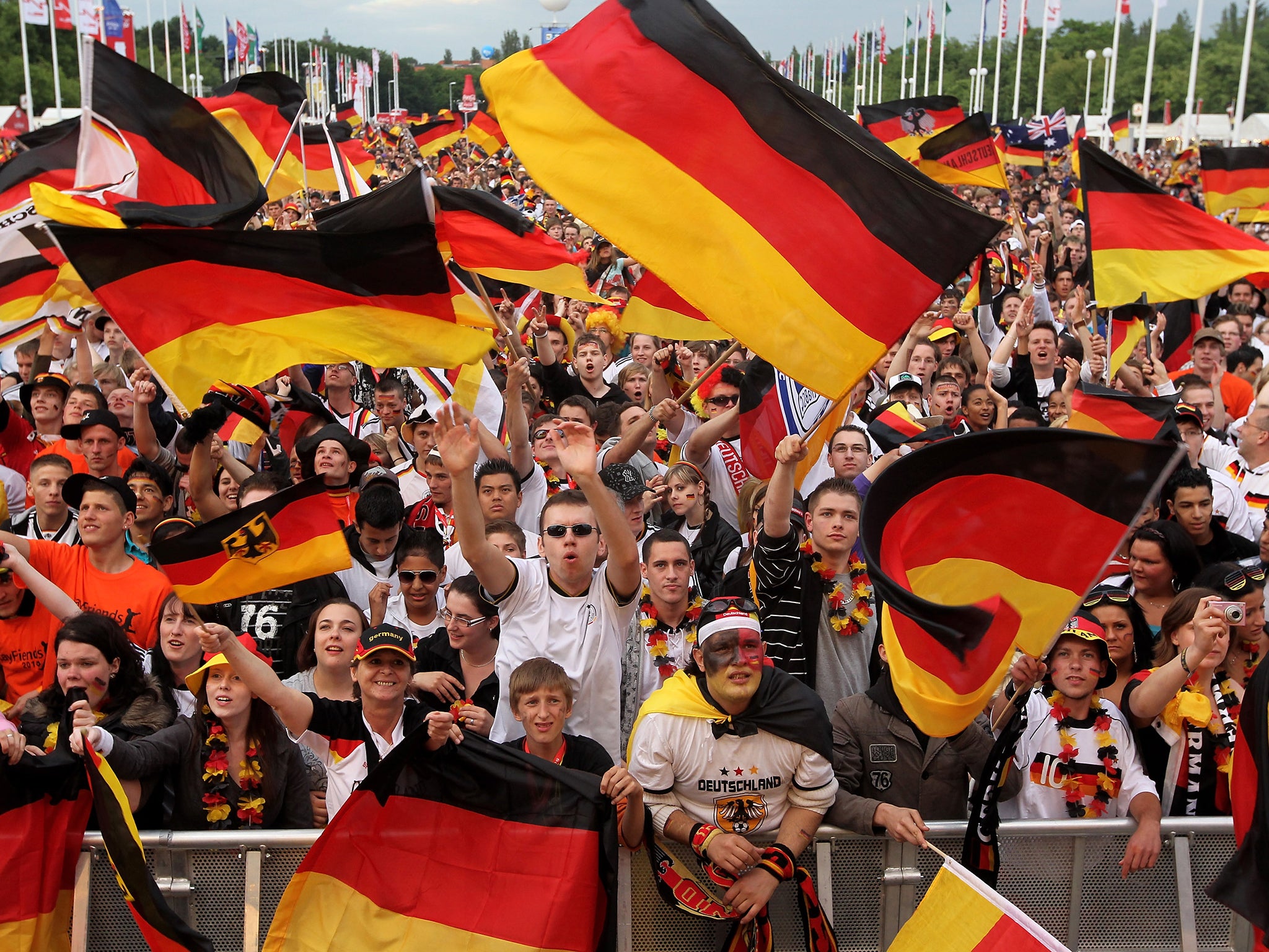 Какой народ в германии. Германия люди. Народы Германии. Немцы народ. Население Германии.