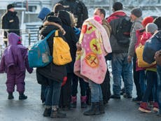 Read more

Cameron considers letting 3,000 refugee children into UK