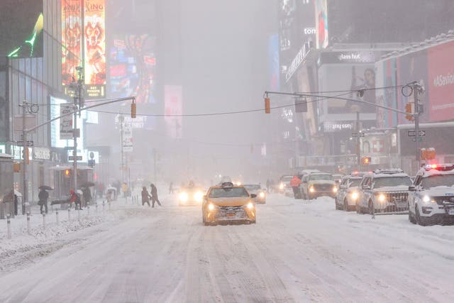 30 inches of snow is expected to fall in new York city