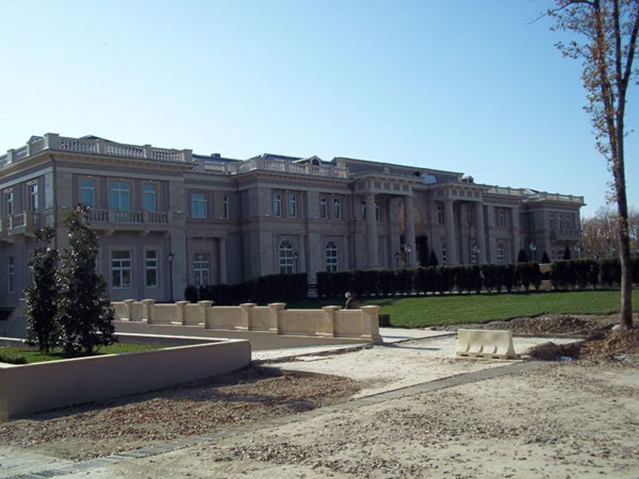 Exterior of palace still under construction in 2011 (Russian Wikileaks)