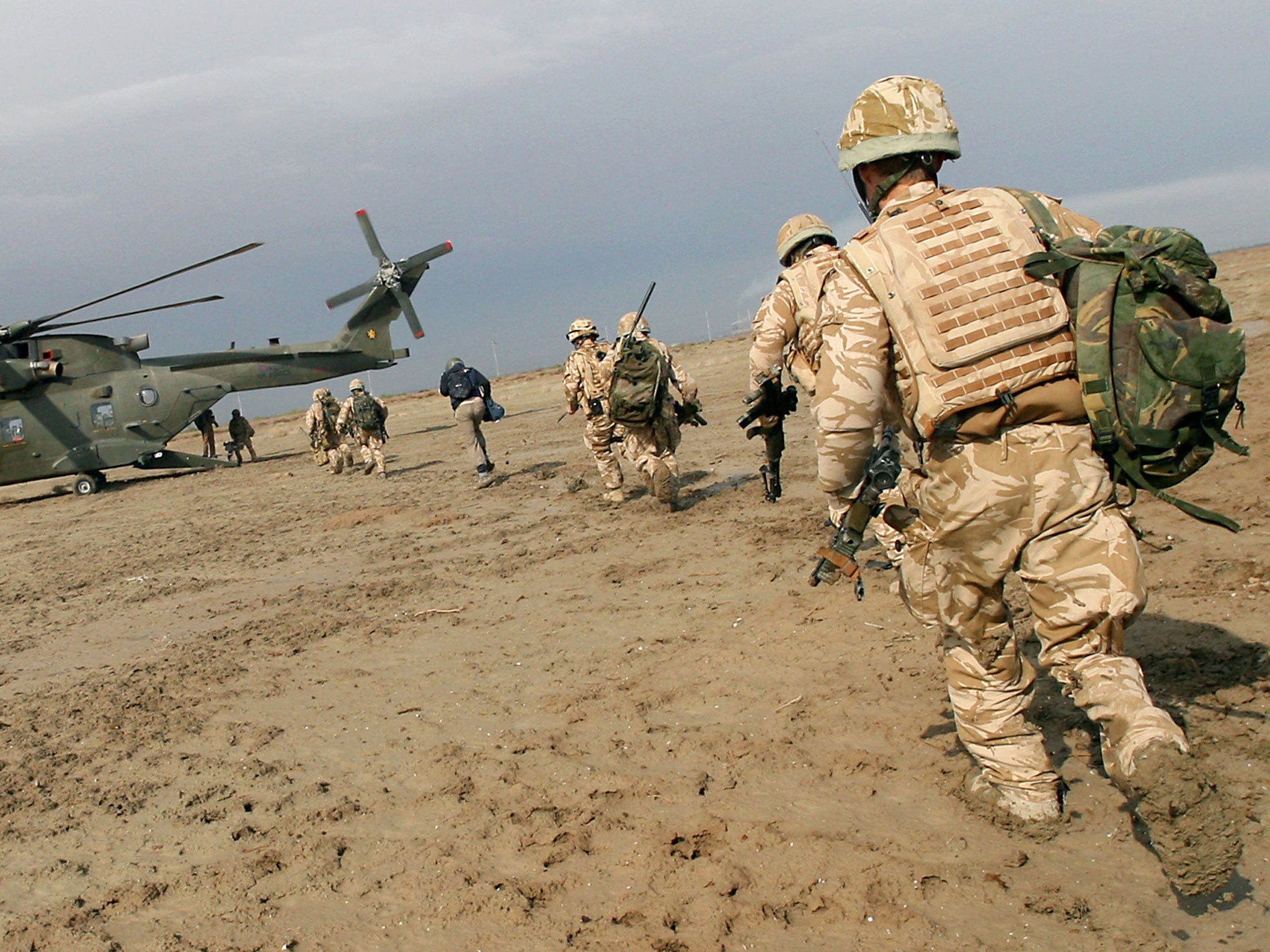 British soldiers being extracted by helicopter from Basra, Iraq. In a letter to the PM, seven human rights organisations warned him not to interfere in the process of investigating allegations against British troops