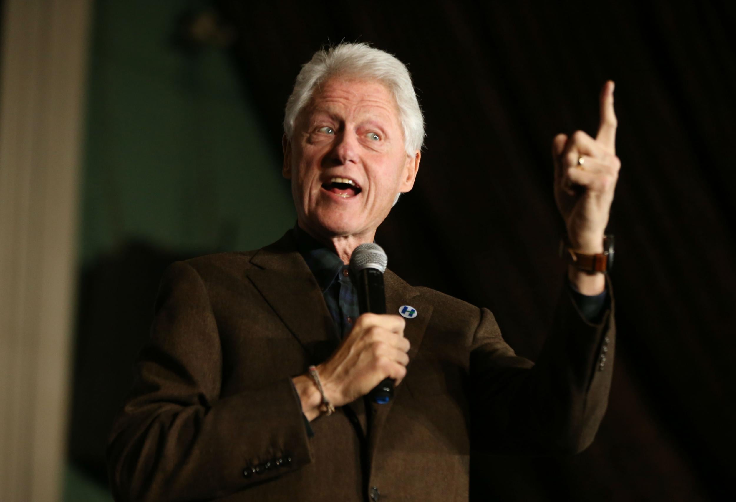 Mr Clinton spent ten minutes introducing his wife to the crowd in Davenport