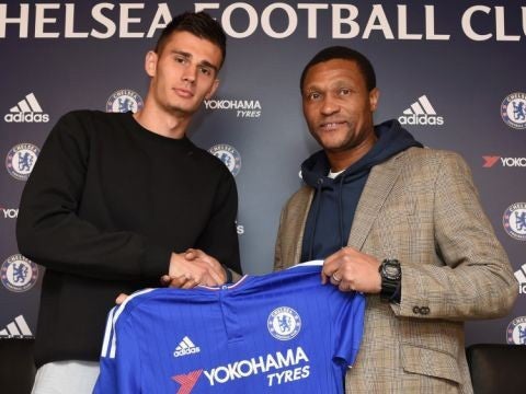 Chelsea have completed the signing of Matt Miazga from New York Red Bulls
