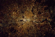 Astronaut Tim Peake shares amazing pictures of London from space 