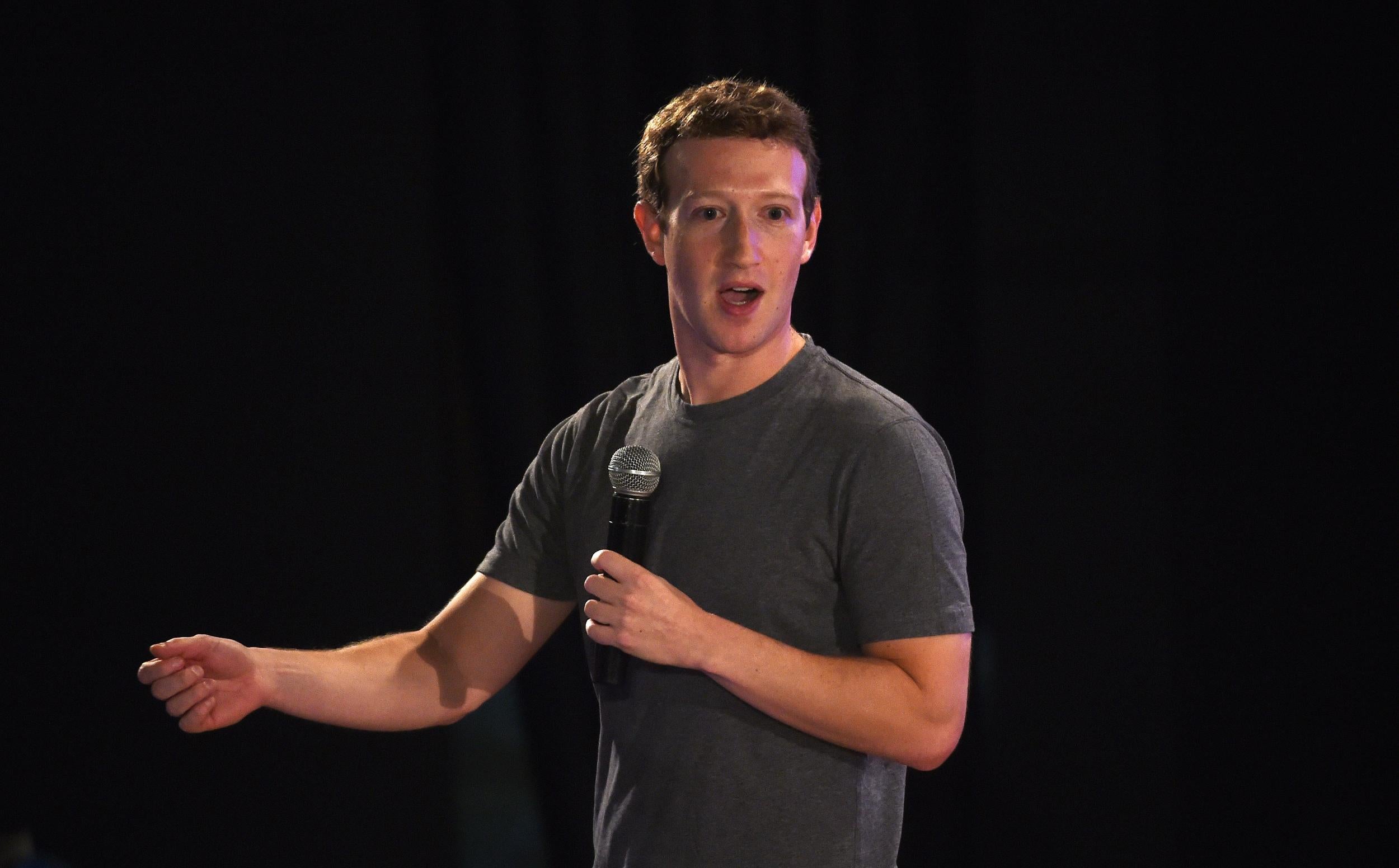 Mark Zuckberg speaks in New Delhi in October 2015