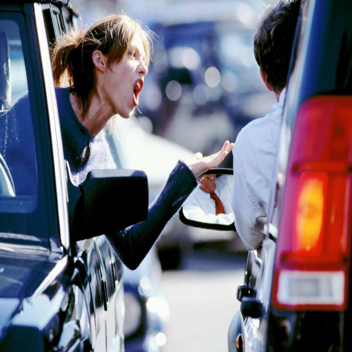 Woman makes a choke hold in self-defense training Stock Photo - Alamy