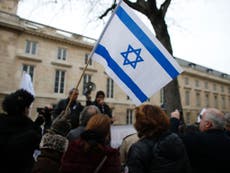 6 in 10 French people blame Jews for anti-Semitism, says survey