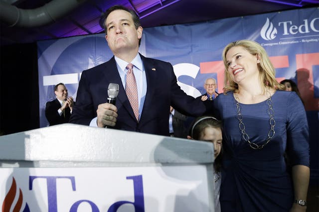 Senator Ted Cruz at a caucus night rally on Monday with his wife in Des Moines, Iowa