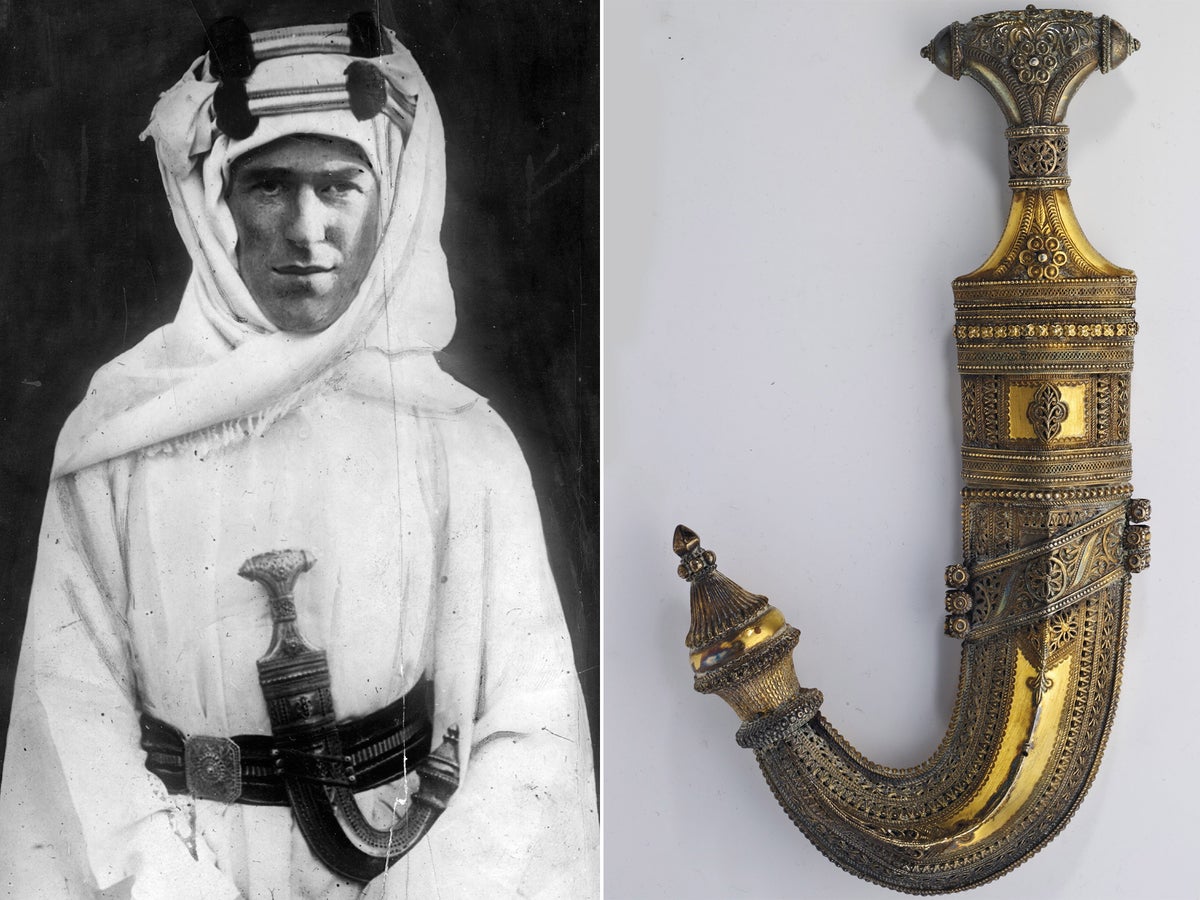 Battle To Stop Lawrence Of Arabia S Dagger And Robes Leaving Britain The Independent The Independent
