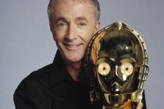 C-3PO threatens to reveal Star Wars 8 plot, director intervenes