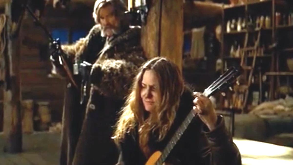 Guitar Kurt Russell smashed in The Hateful Eight was an antique and not a prop