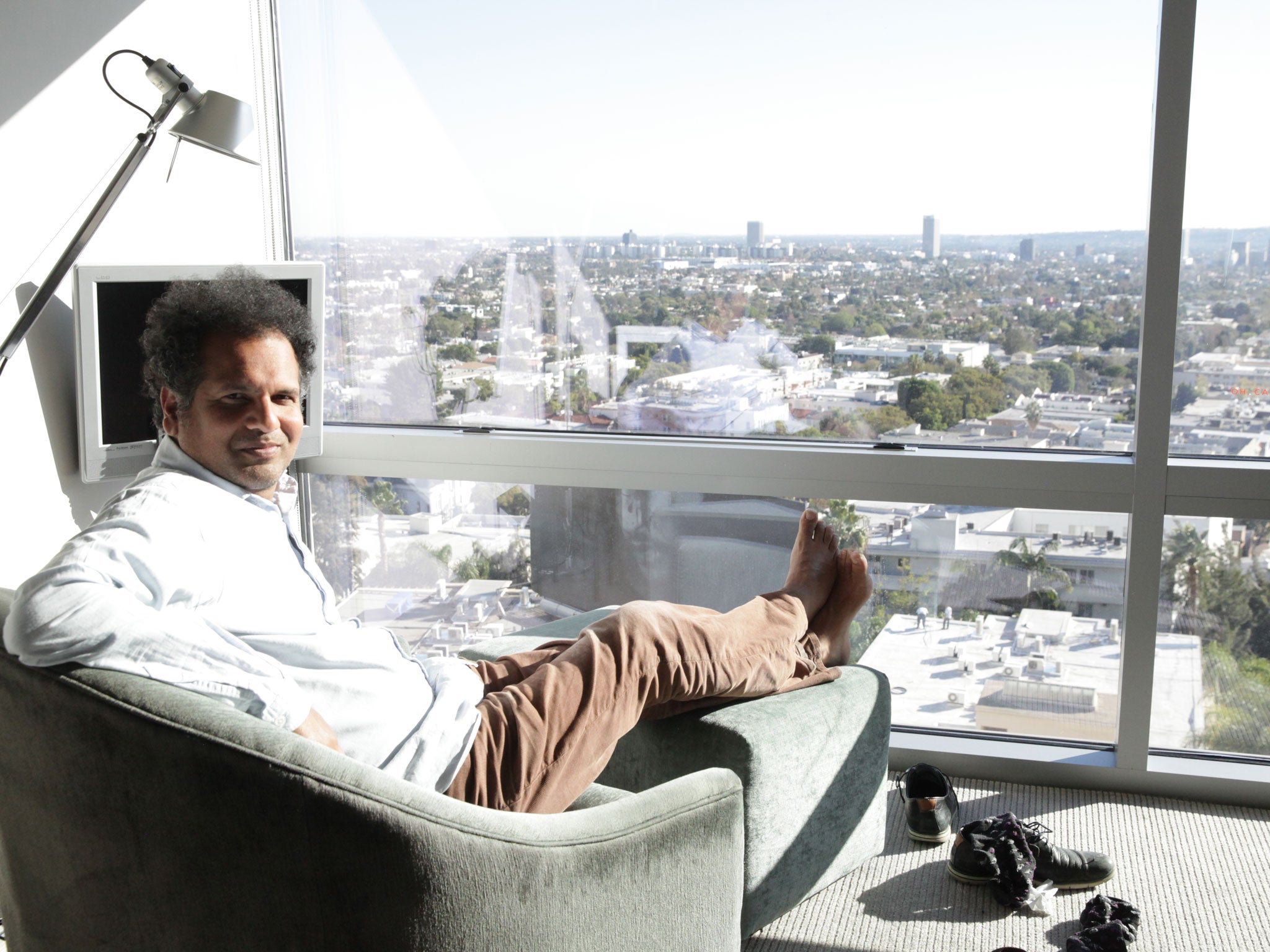 Sarfraz puts his feet up in the Andaz hotel