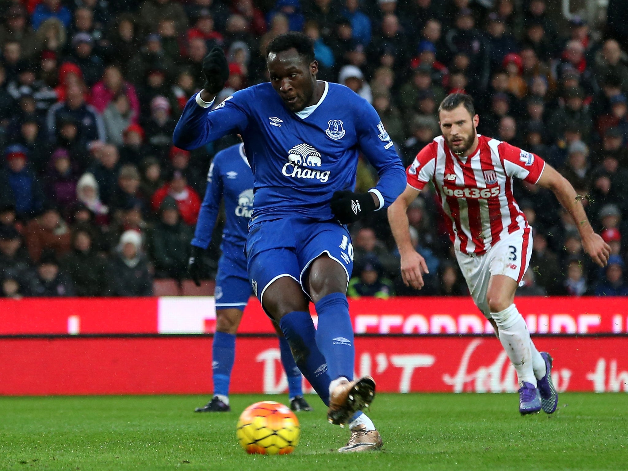 &#13;
Romelu Lukaku opened the scoring from the penalty spot&#13;