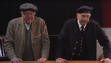 Bernie Sanders and Larry David spoof Curb Your Enthusiasm on SNL