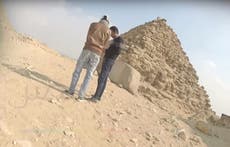 Three arrested for selling pieces of Egypt’s Giza pyramids to tourists