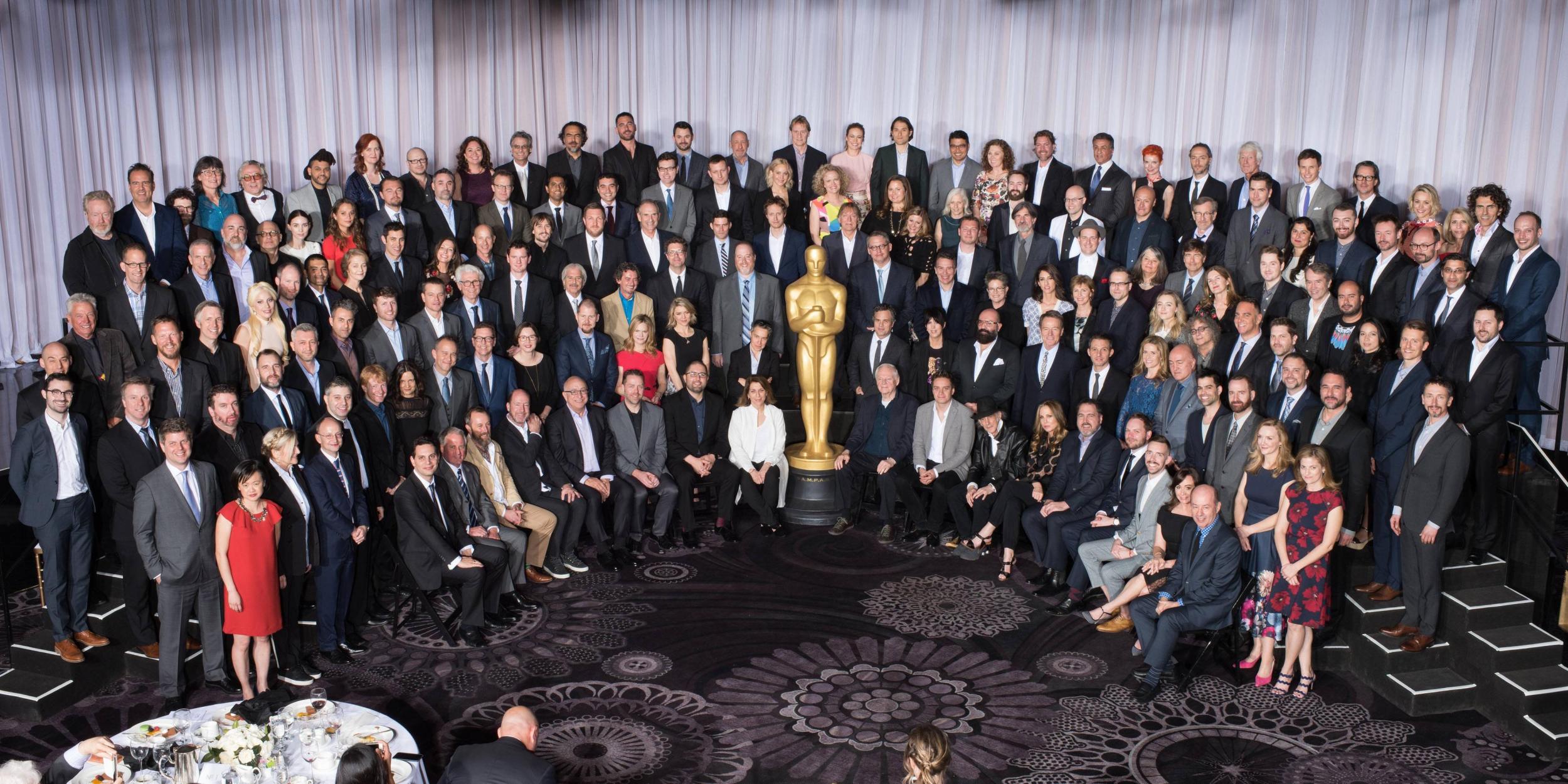 Oscars 2016 ‘class photo’ featuring Matt Damon, Leonardo DiCaprio, Jennifer Lawrence, released amidst the #OscarsSoWhite controversy