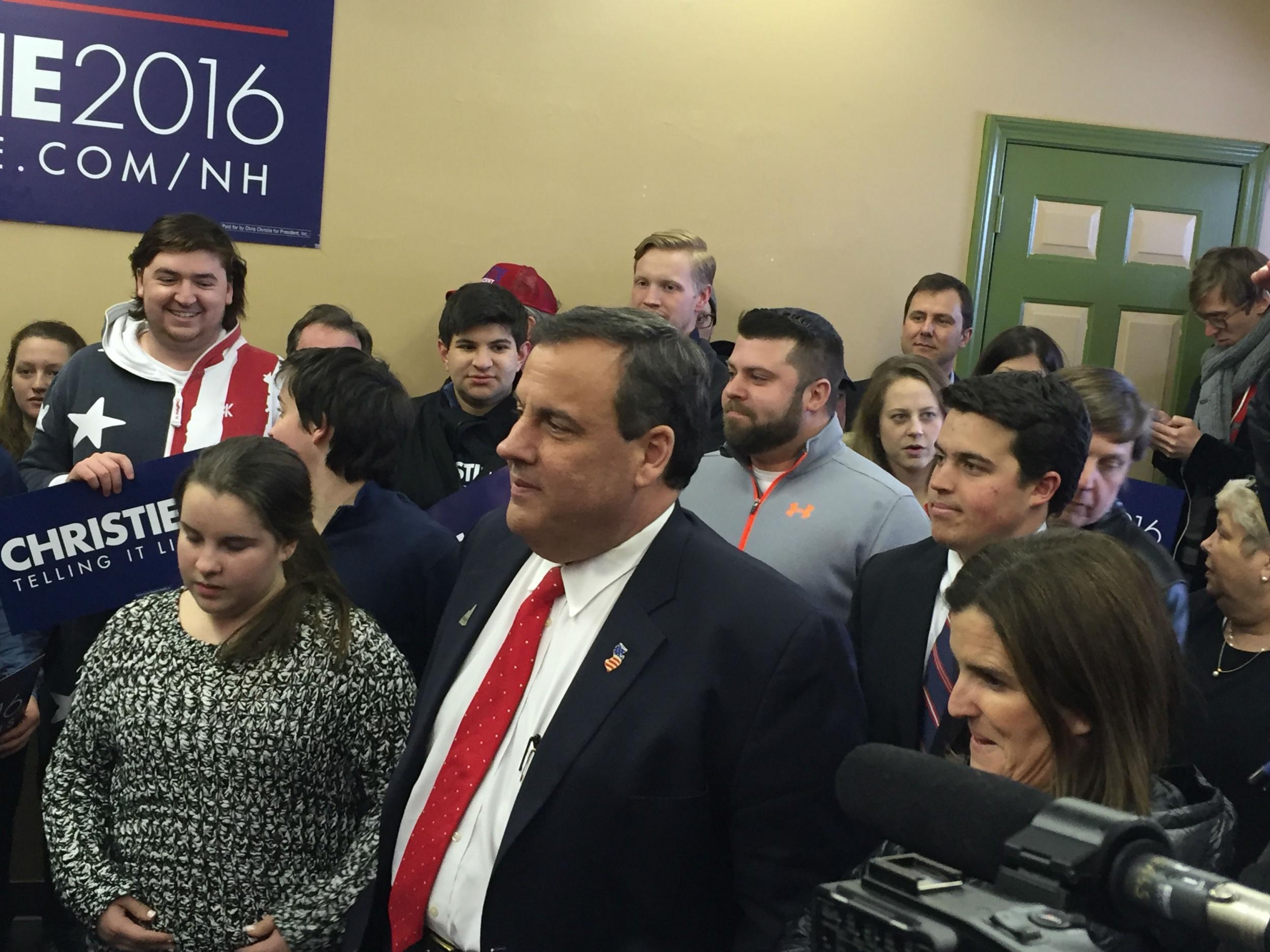 Chris Christie urged his supporters to continue to work the phones