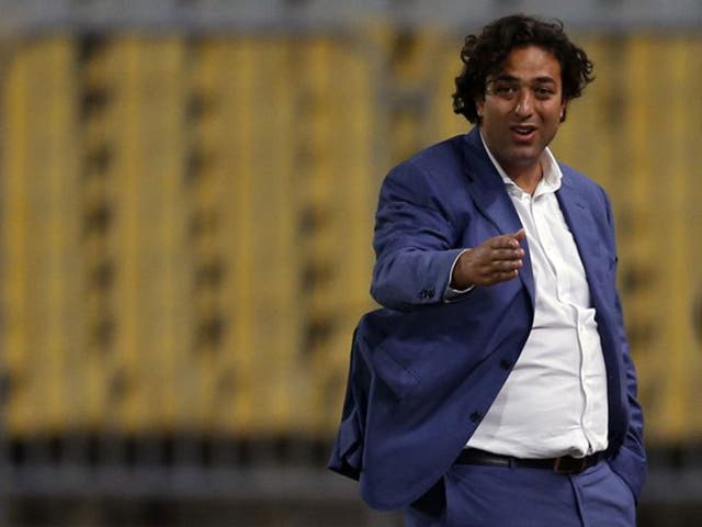 Mido during his time in charge of El Zamalek