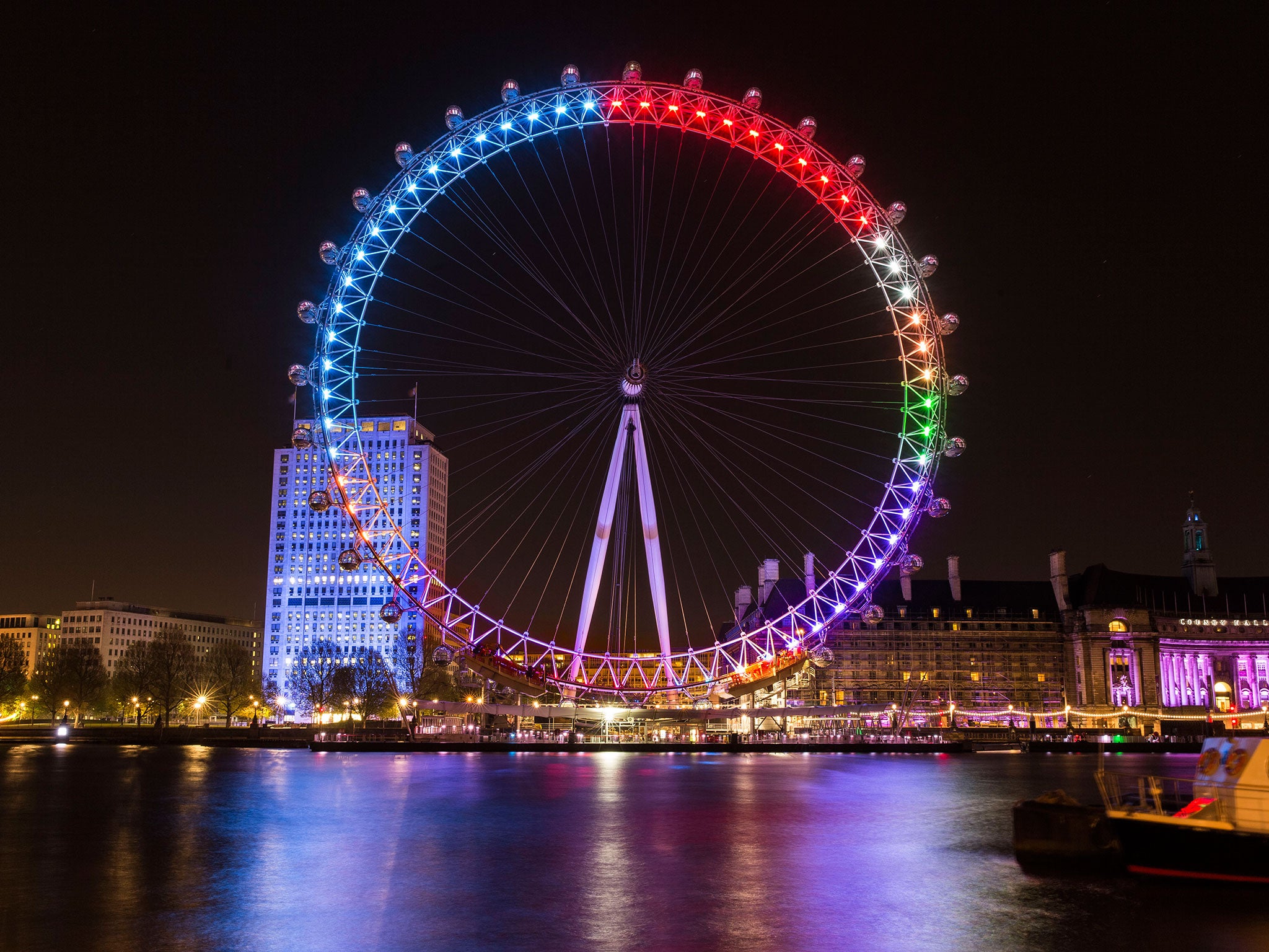 Развлечения в лондоне. Око Лондона колесо обозрения. Лондонский глаз London Eye. Лондон айс колесо. Лондон айс колесо обозрения.