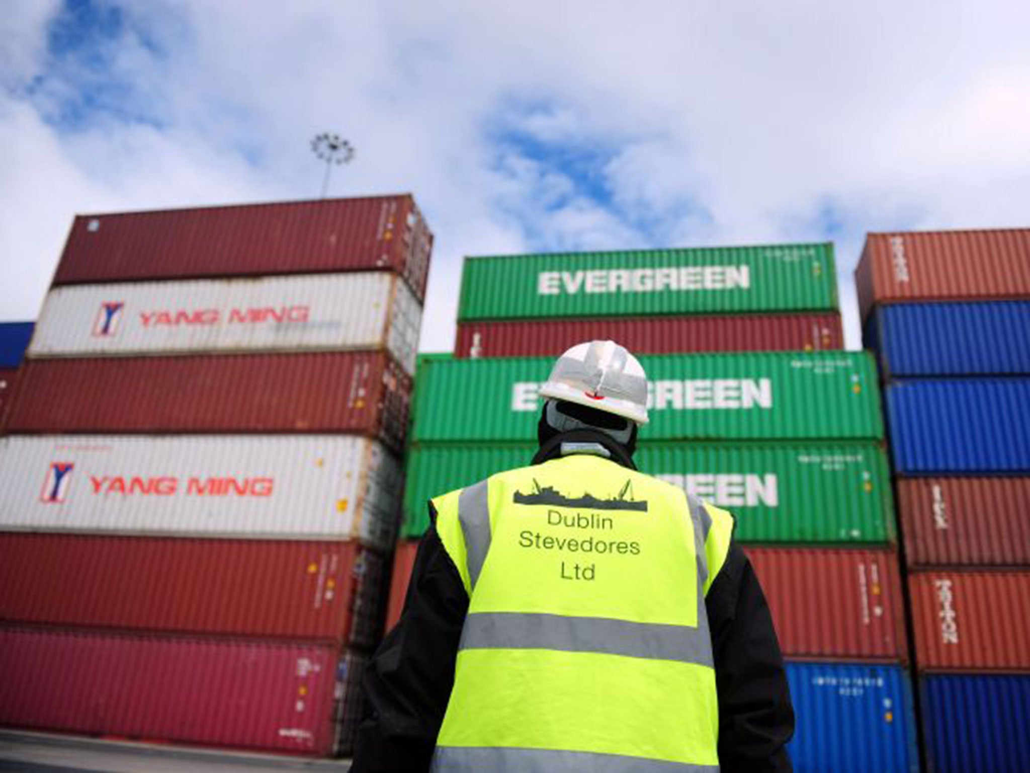 The ONS said that exports of goods to non-EU countries increased by £1.1bn in December