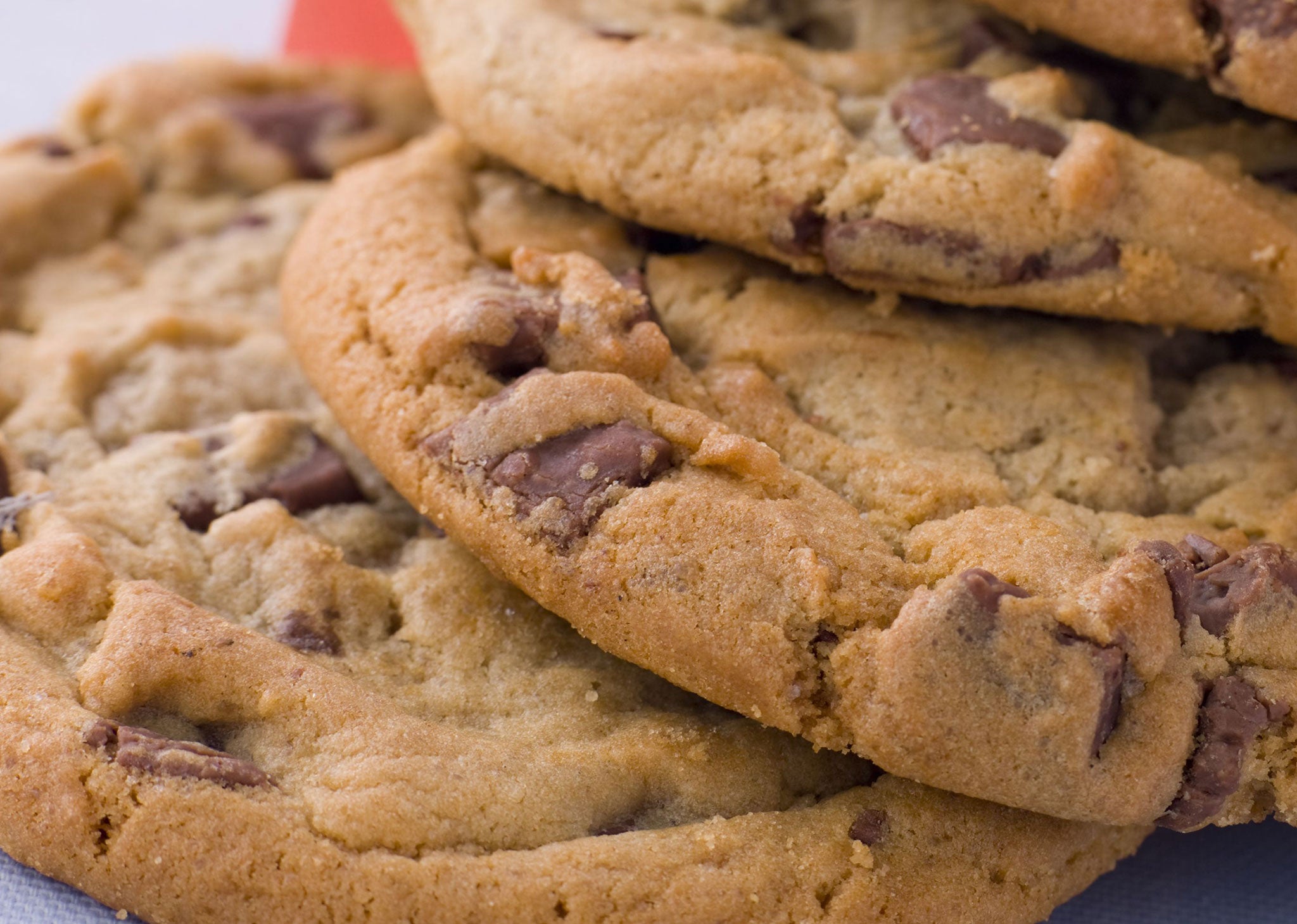Those from lower socioeconomic backgrounds ate the cookies regardless of whether they were hungry