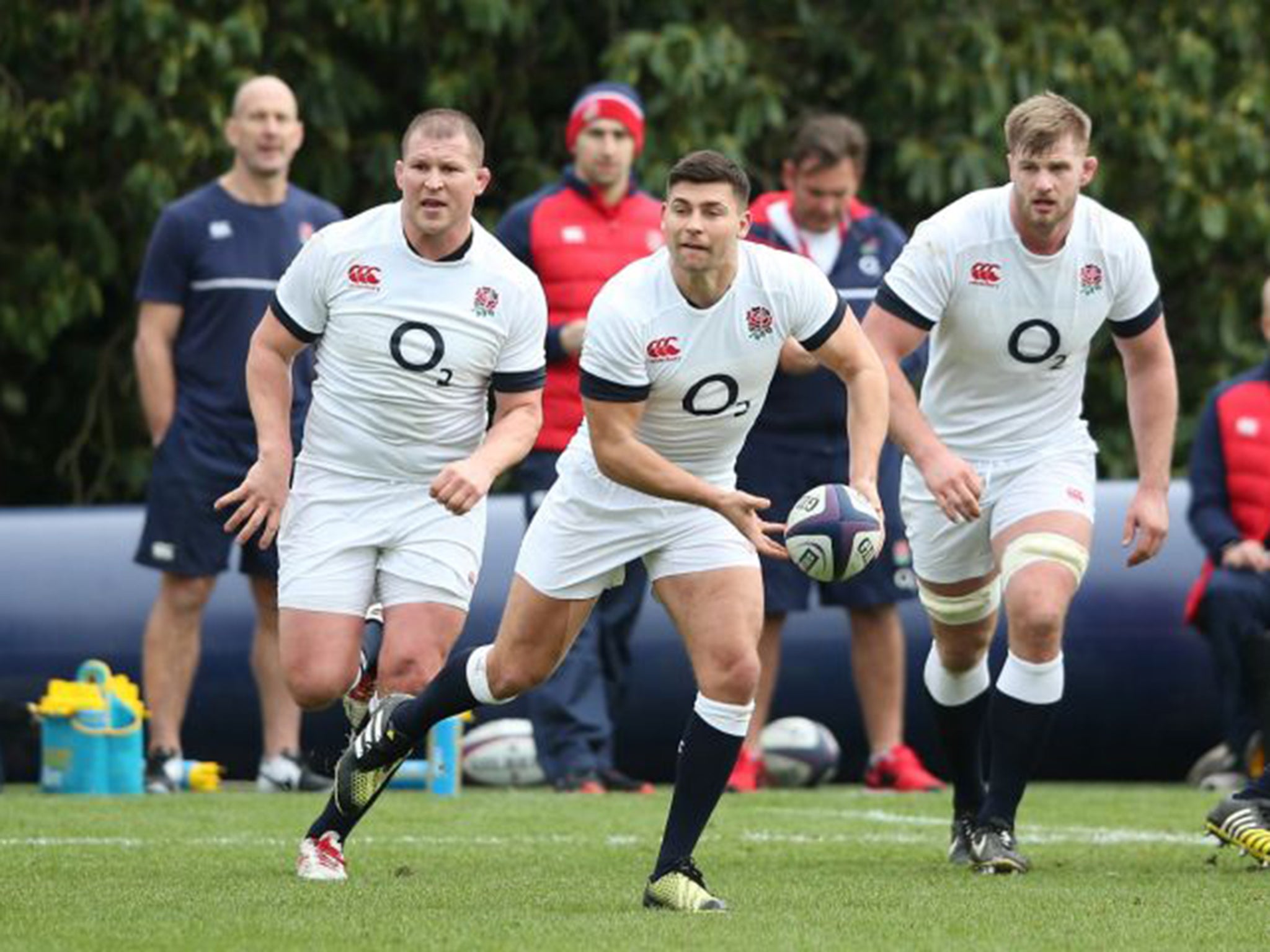 Dylan Hartley, Ben Youngs and George Kruis prepare to overrun Italy