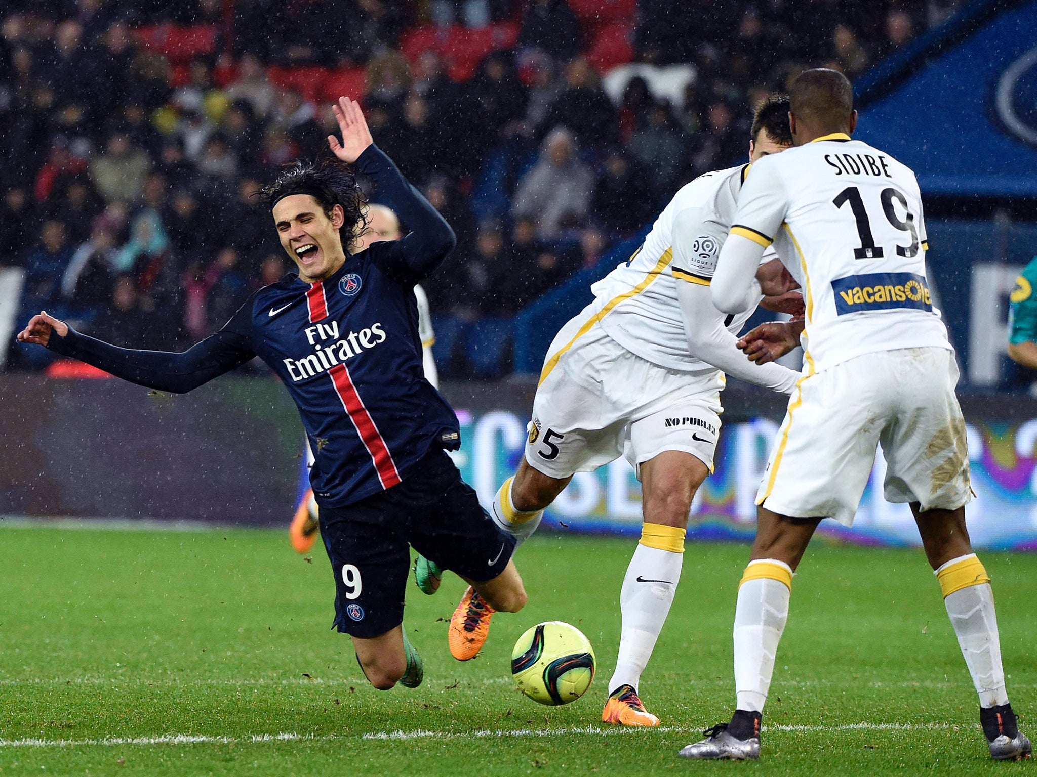 Paris Saint-Germain striker Edinson Cavani during the 0-0 draw with Lille