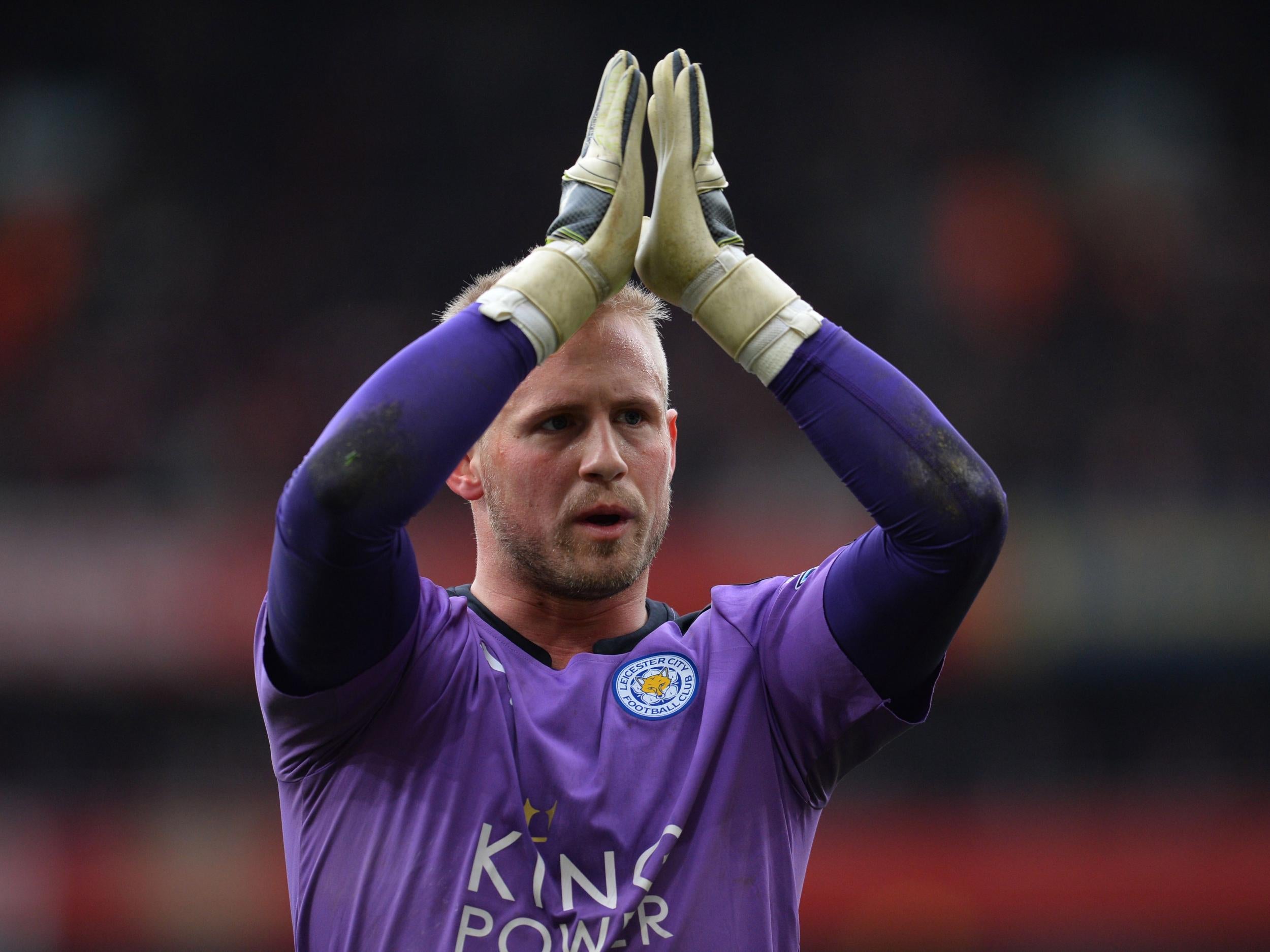 Kasper Schmiechel thanks the Leicester City supporters for their support