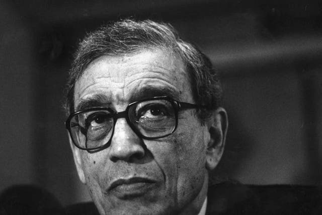 An autocratic style that did not endear him to bureaucrats: Boutros-Ghali in 1992 I