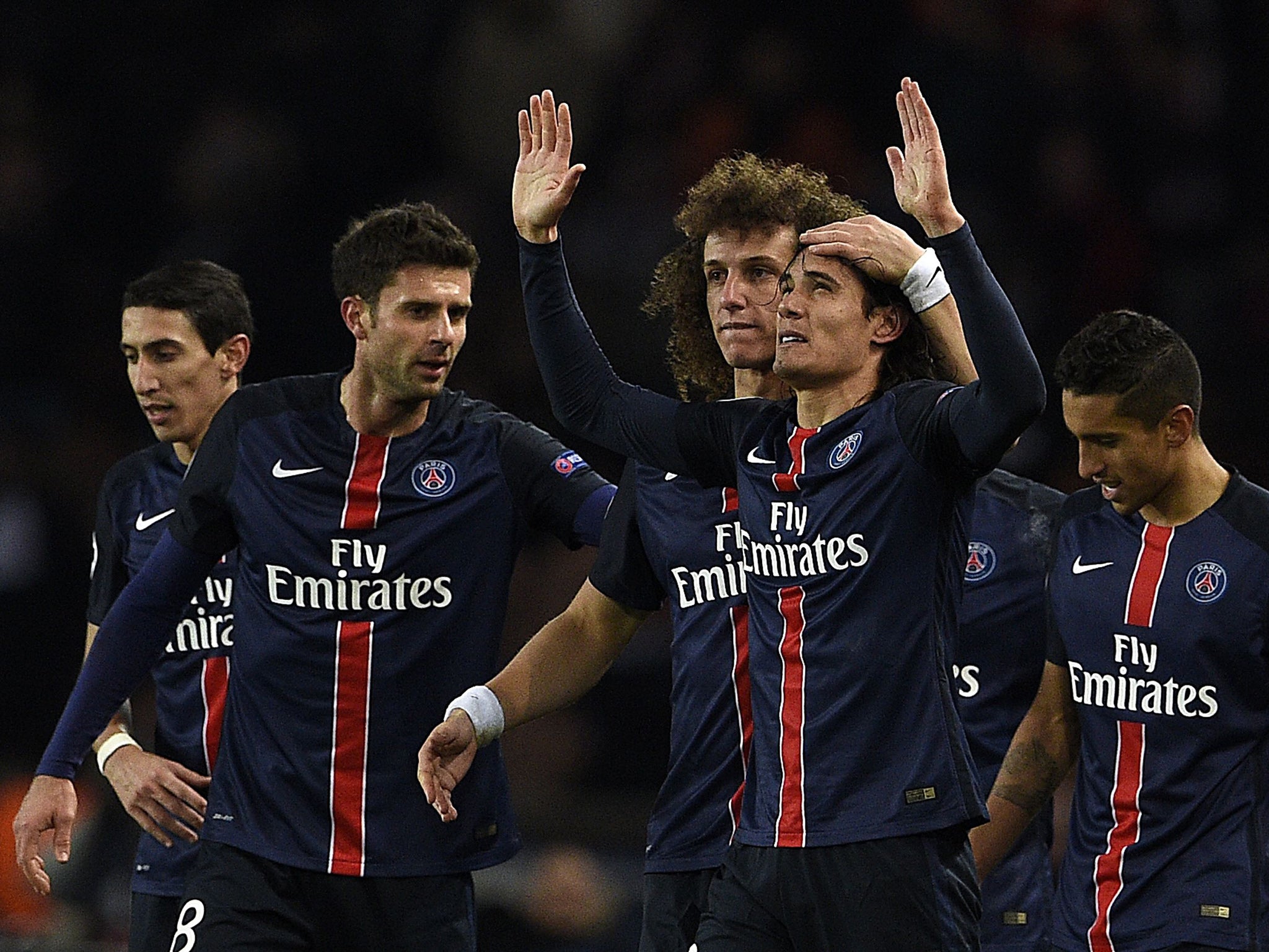 Edinson Cavani celebrates restoring Paris Saint-Germain's lead