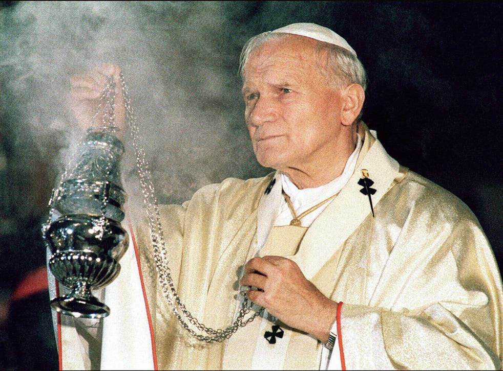 Smoke without fire: John Paul II in 1988. If he got himself another scapular, he always kept it hidden