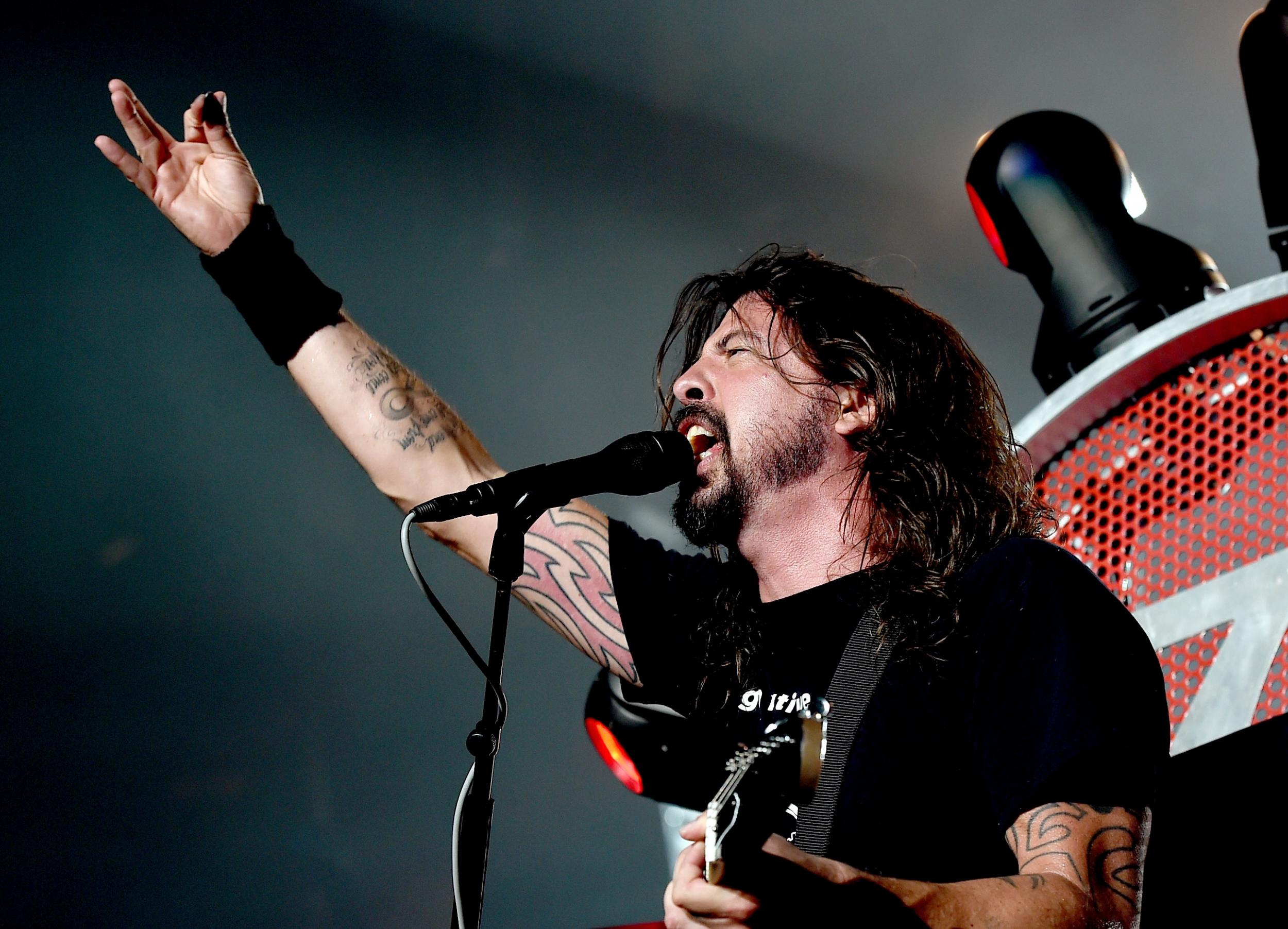 Foo. Группа Foo Fighters. Группа Foo Fighters Dave Grohl. Foo Fighters 2006. Foo Fighters 2020.