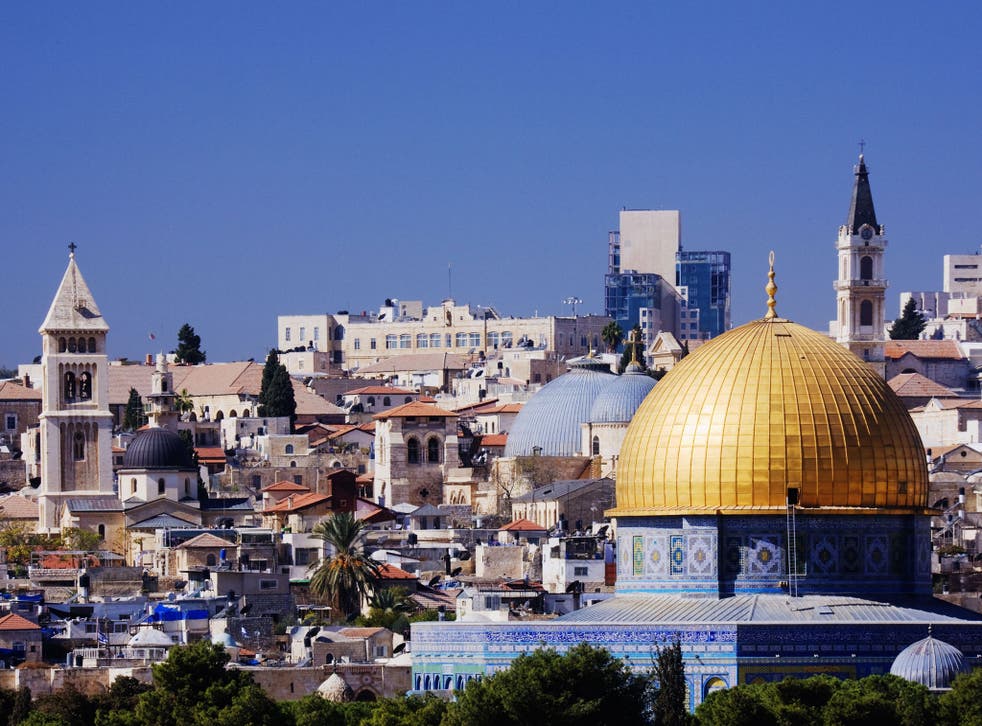 The novel concerns an Israeli woman who returns to Jerusalem to house-sit her mother's flat