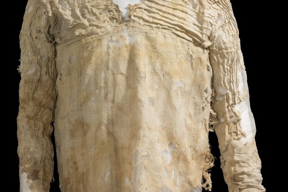 World's oldest dress found to date back 5,500 years | The Independent | The  Independent