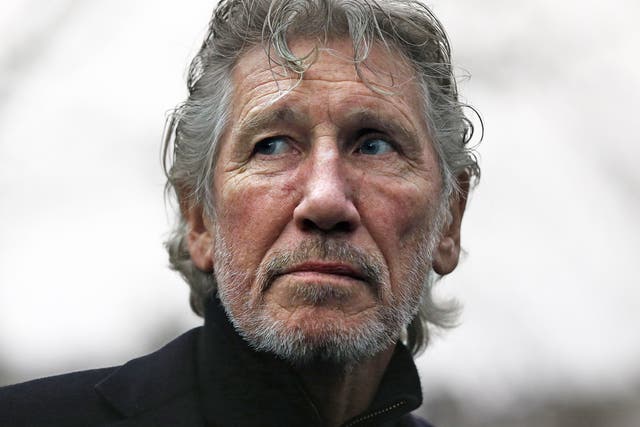 Roger Waters has criticised Radiohead frontman Thom Yorke over his attitude to the band's Israel controversy