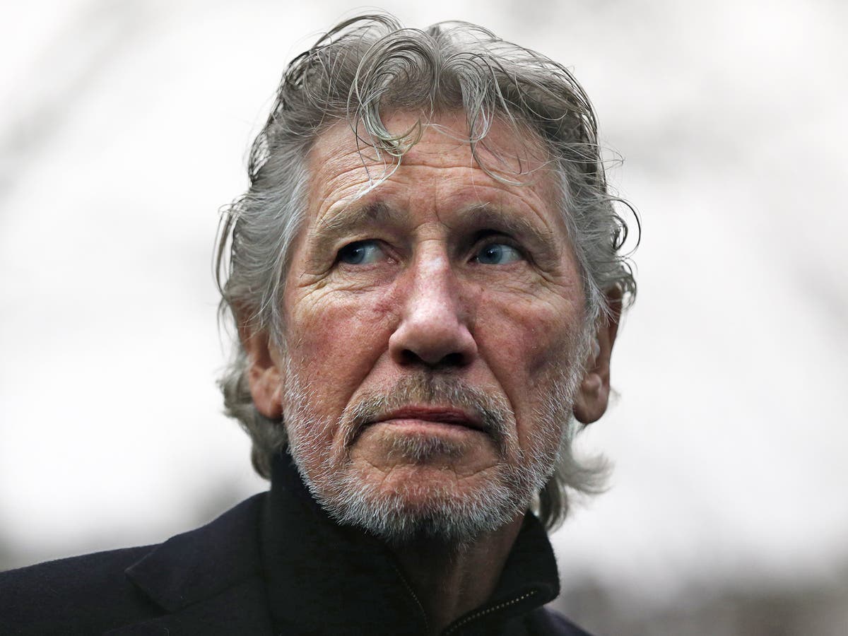 Roger Waters Pink Floyd Star On Why His Fellow Musicians Are Terrified To Speak Out Against Israel The Independent The Independent