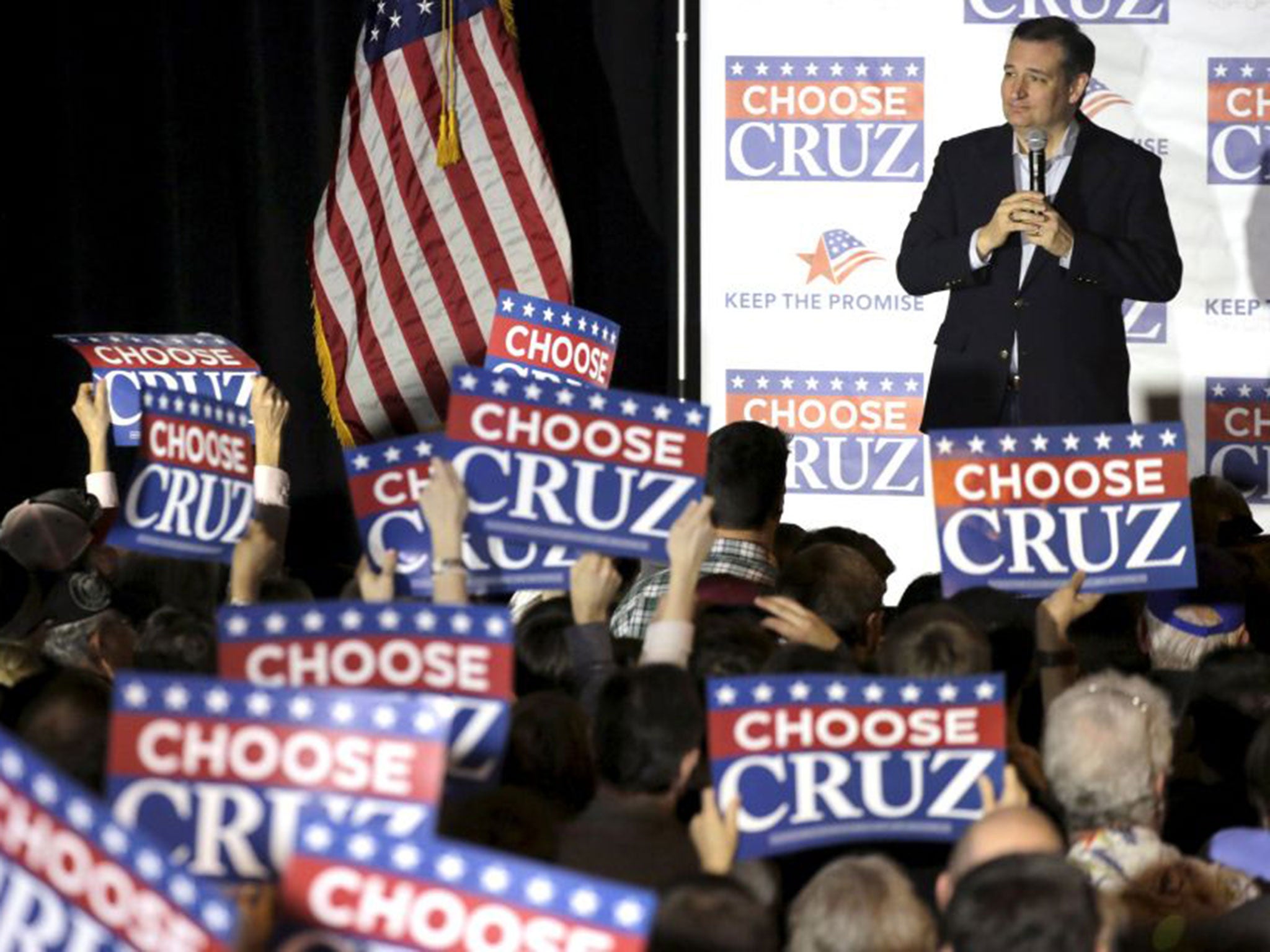 Republican supportes turn out to support Ted Cruz in the South Carolinan primary