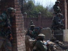 Kashmir standoff between Indian forces and rebels sees six dead