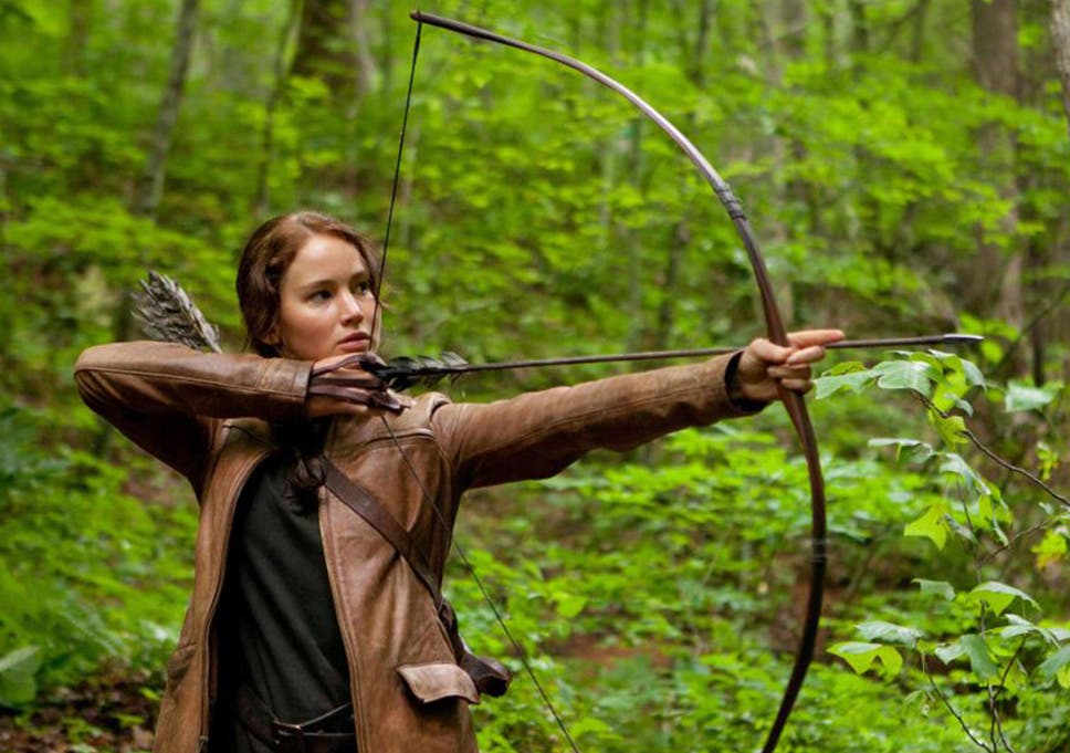 who is the girl in hunger games
