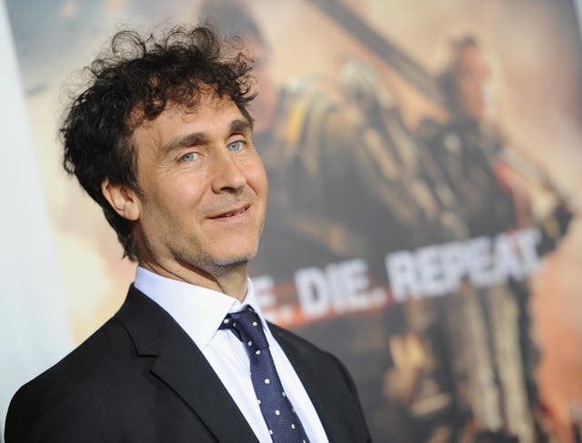 Doug Liman will co-direct a six-part action TV series in virtual reality