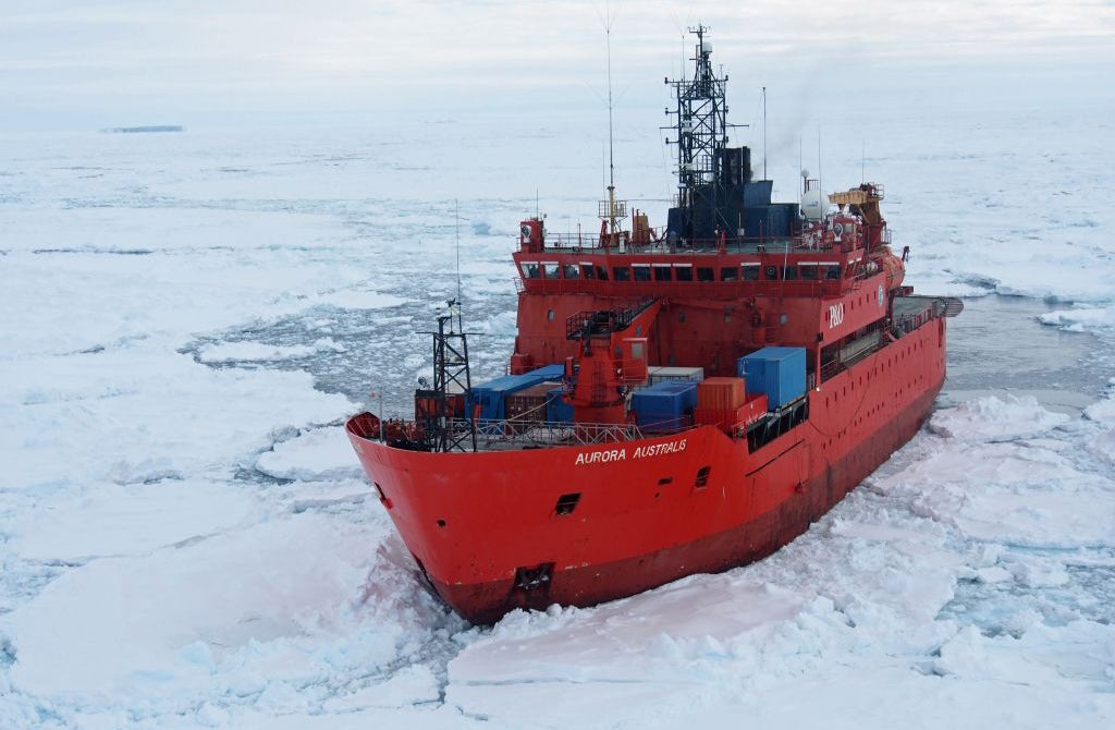 The Aurora Australis was delivering a team of scientists to the Kurguelen Plataeu