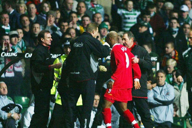 El Hadji Diouf confronts Celtic fans in 2003