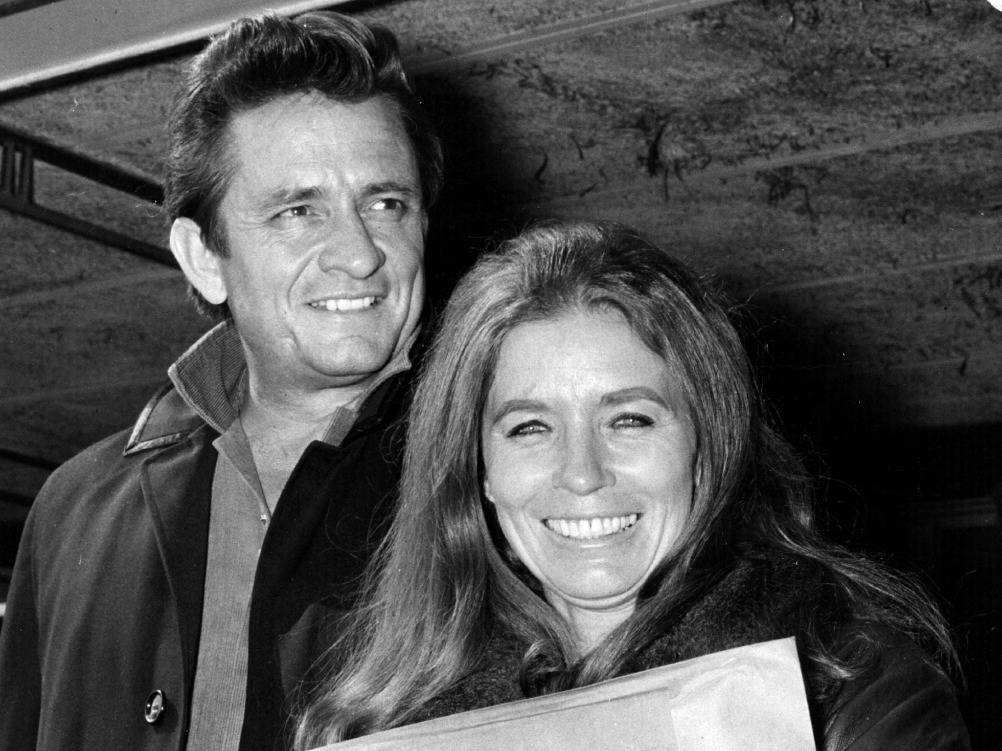 Johnny Cash and June Carter Cash arrive in London in 1968
