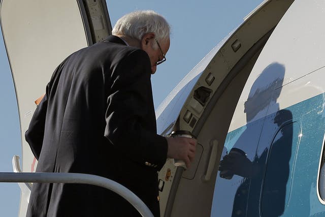 Bernie Sanders boards his plane out of South Carolina